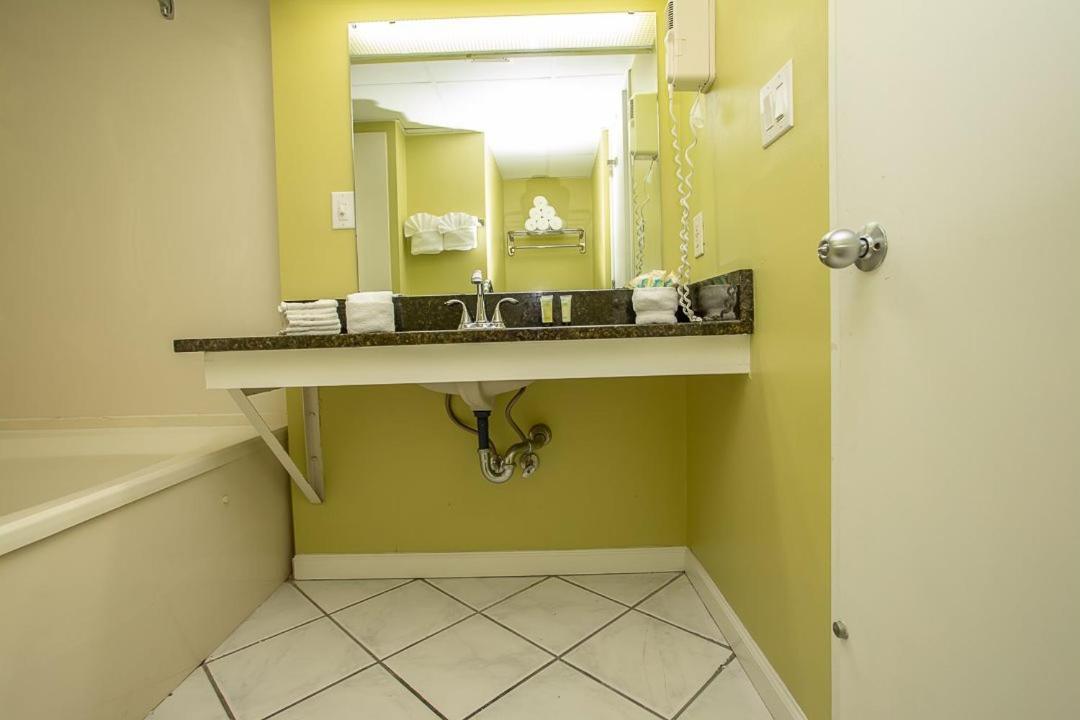 Oceanfront 2 Bedroom 3 Bathroom Unit 539-540 - Sleeps 10 Myrtle Beach Exteriör bild